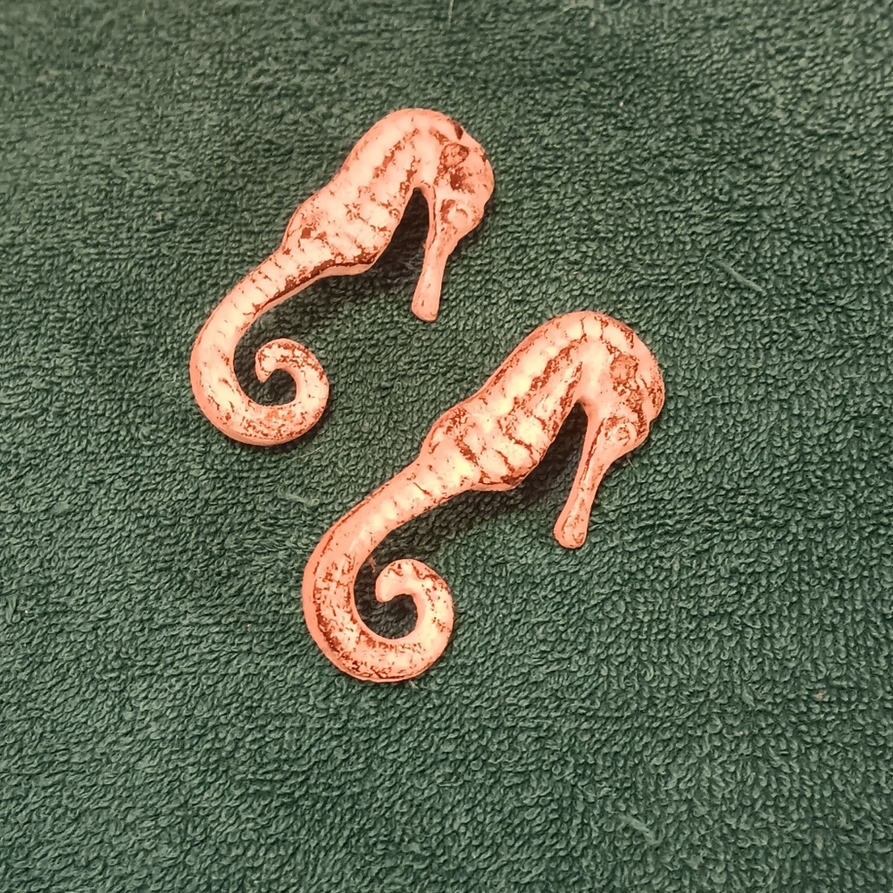 Metal Rustic Seahorse Cabinet Drawer Knobs Pulls Set of 2 knobs